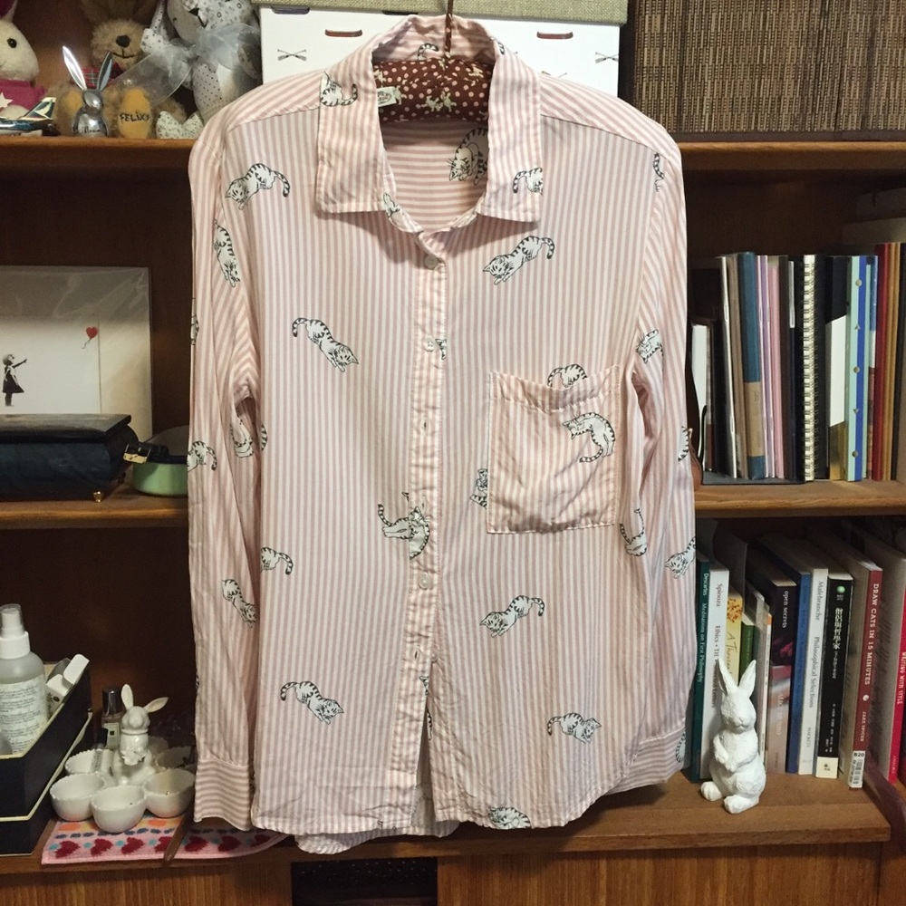 🐈 Button down shirt